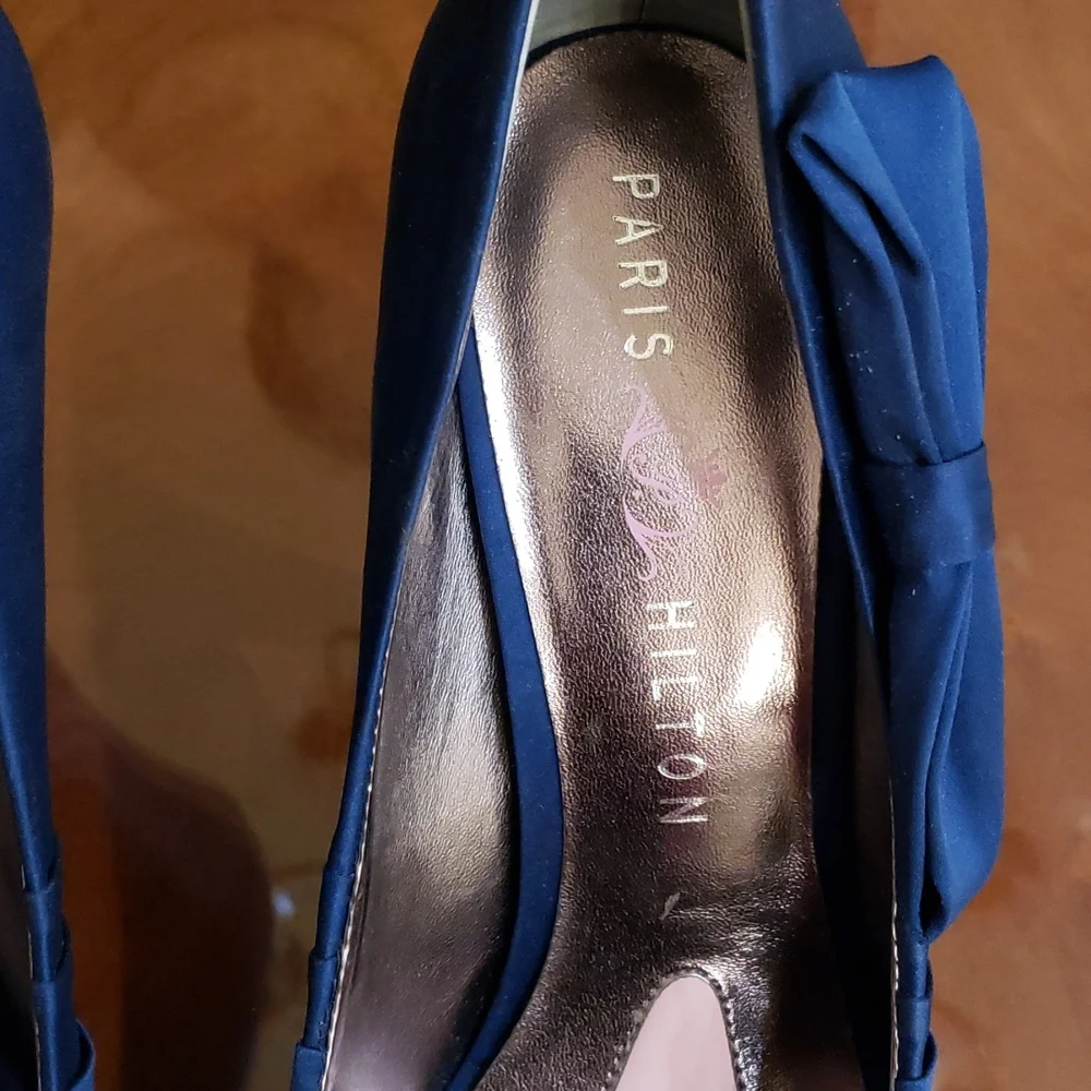 Beautiful royal blue shoes brand new never used - Picture 6 of 8